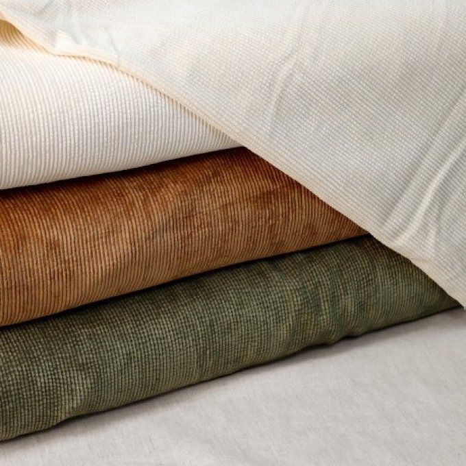 Tissu Velours Côtelé Créanous 150 cm 330 g/m² 85% Polyester vendu par 50 cm